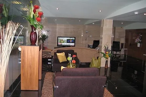 Ideal Pratunam Hotel 3*